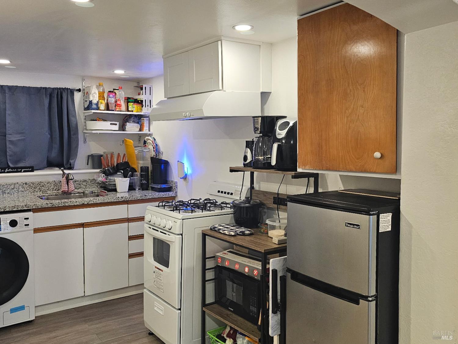 1160 Powell Street Oakland CA 94608