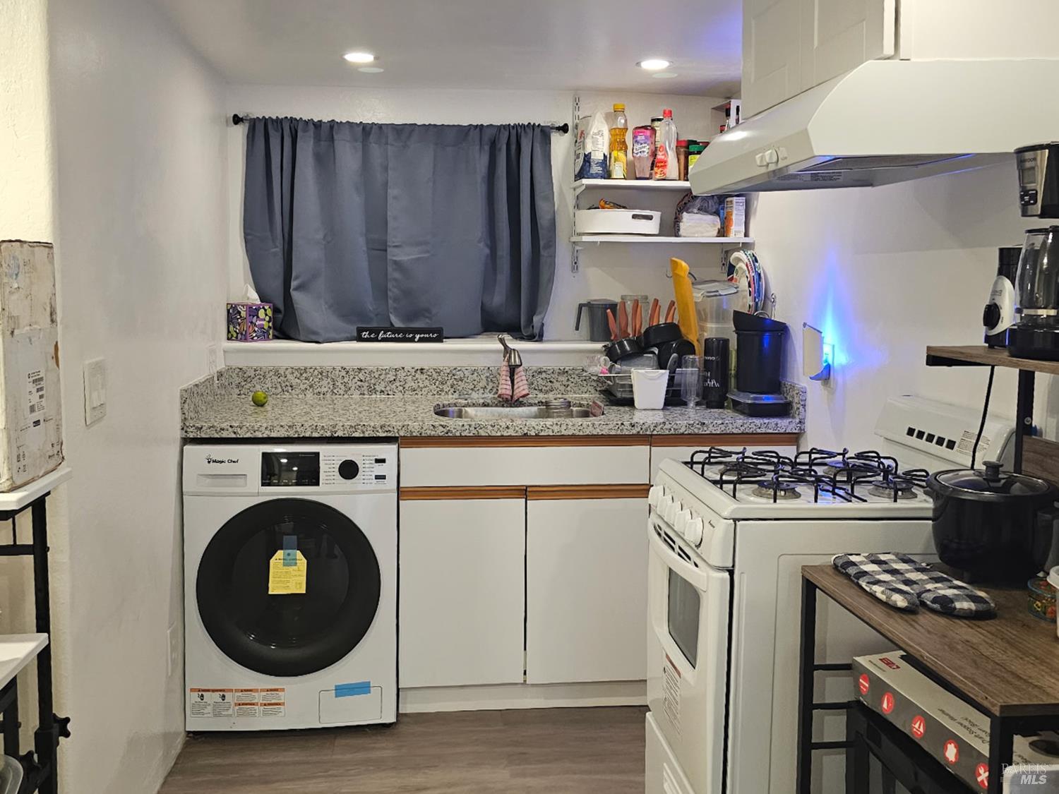 1160 Powell Street Oakland CA 94608