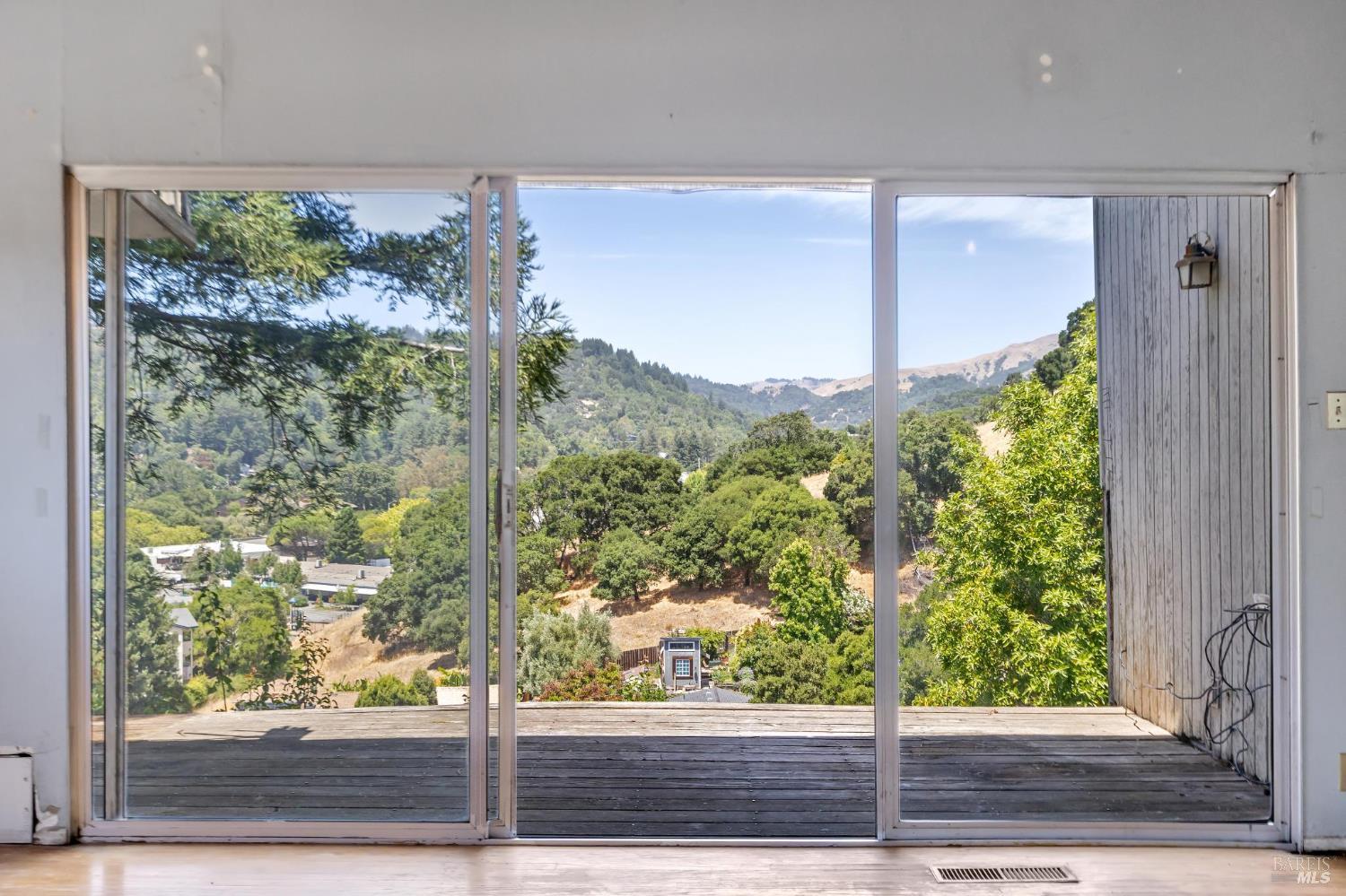 85 Rocca Drive Fairfax CA 94930