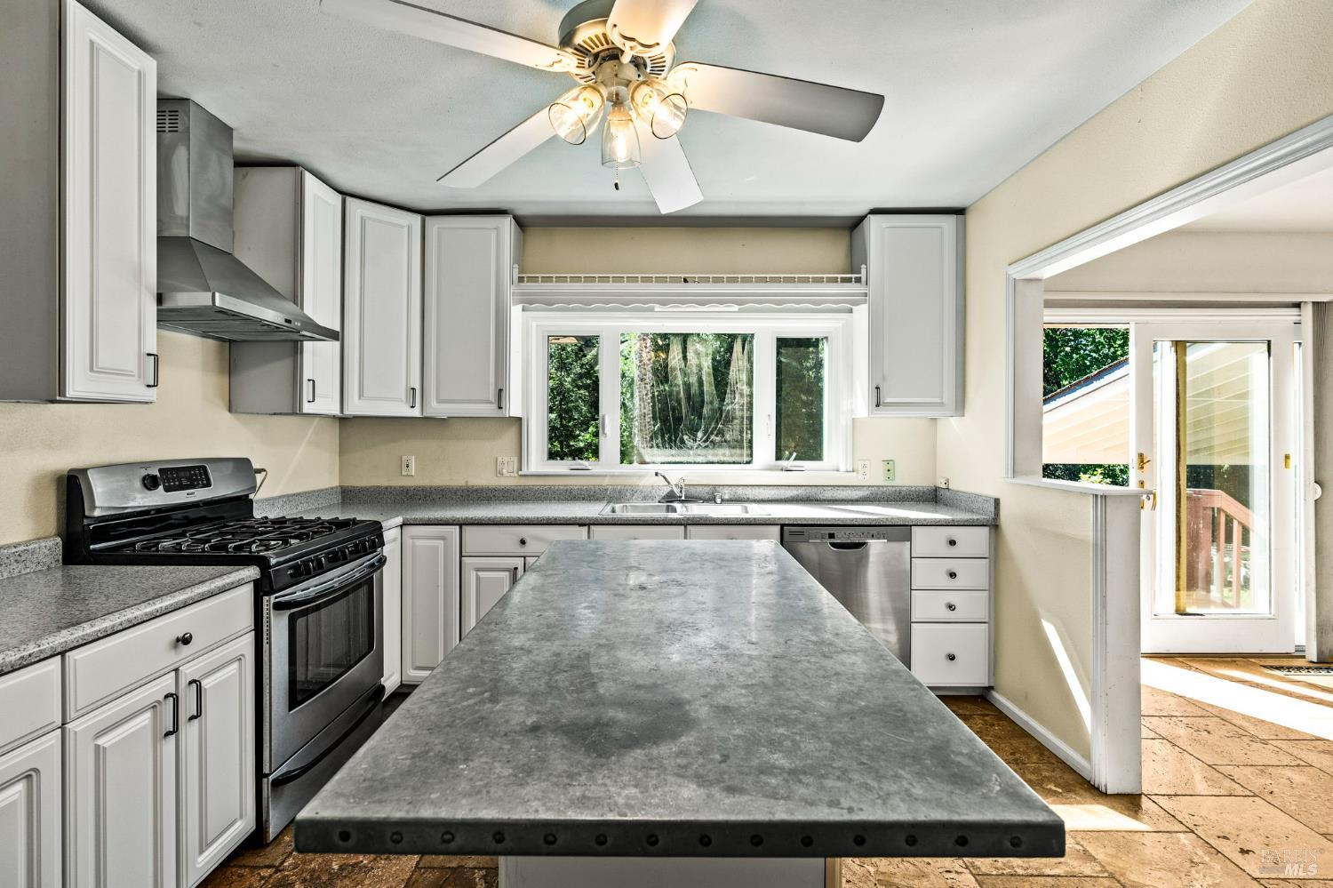 11 Lukens Place Angwin CA 94508