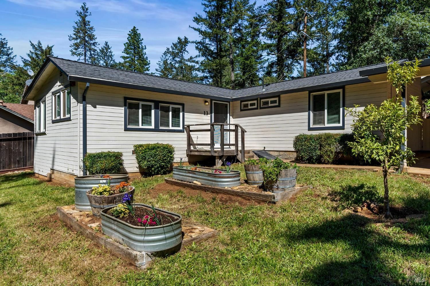 11 Lukens Place Angwin CA 94508