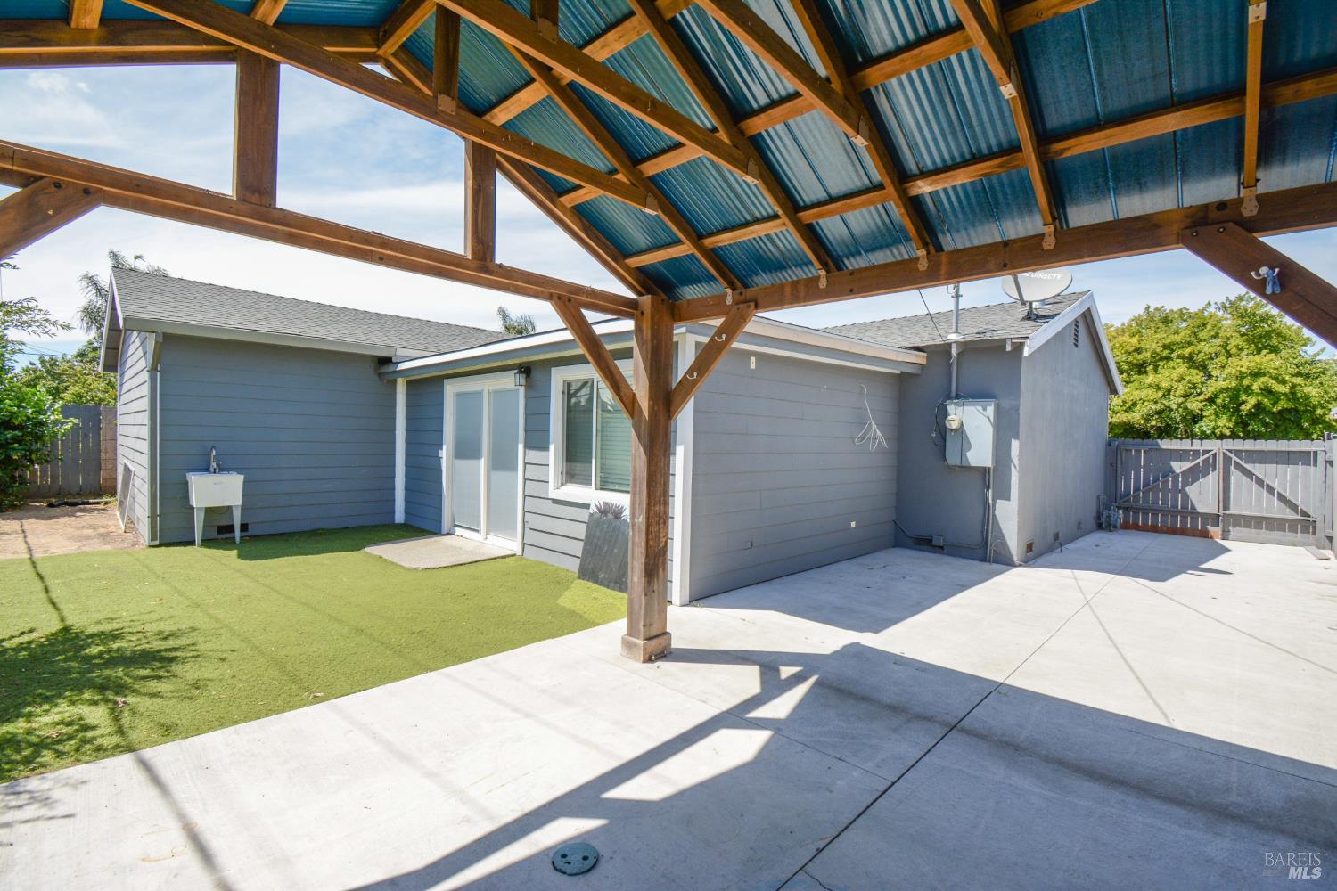 215 Rome Drive Vallejo CA 94589