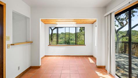 48 Manzanita Avenue Novato CA 94945