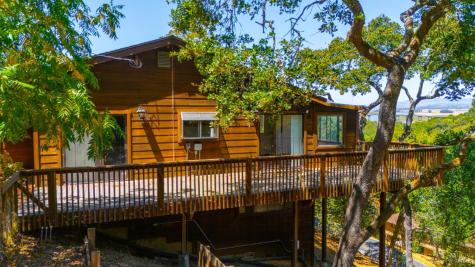 48 Manzanita Avenue Novato CA 94945