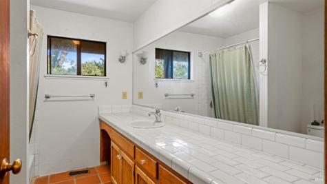 48 Manzanita Avenue Novato CA 94945