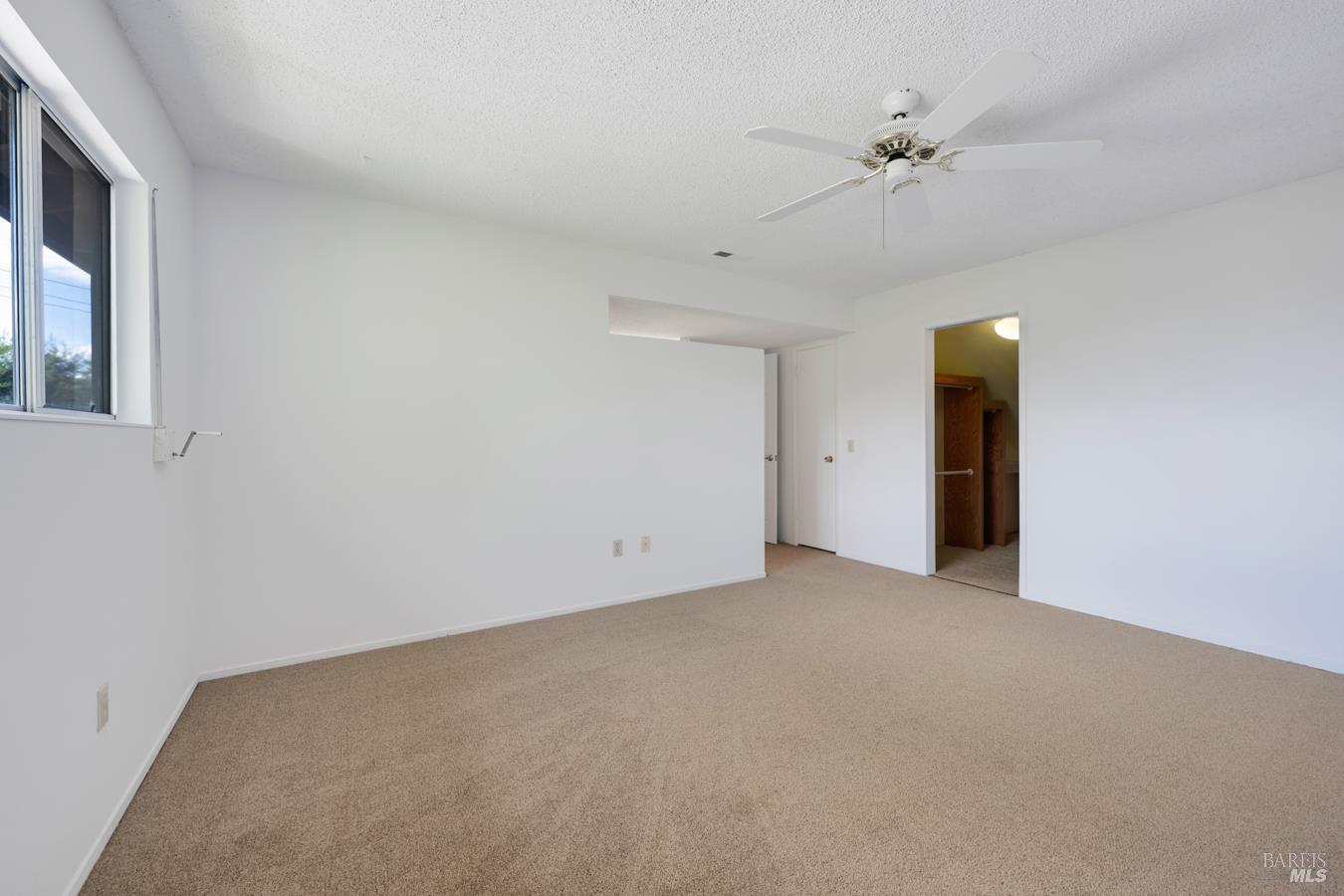 1008 Santa Clara Lane Petaluma CA 94954