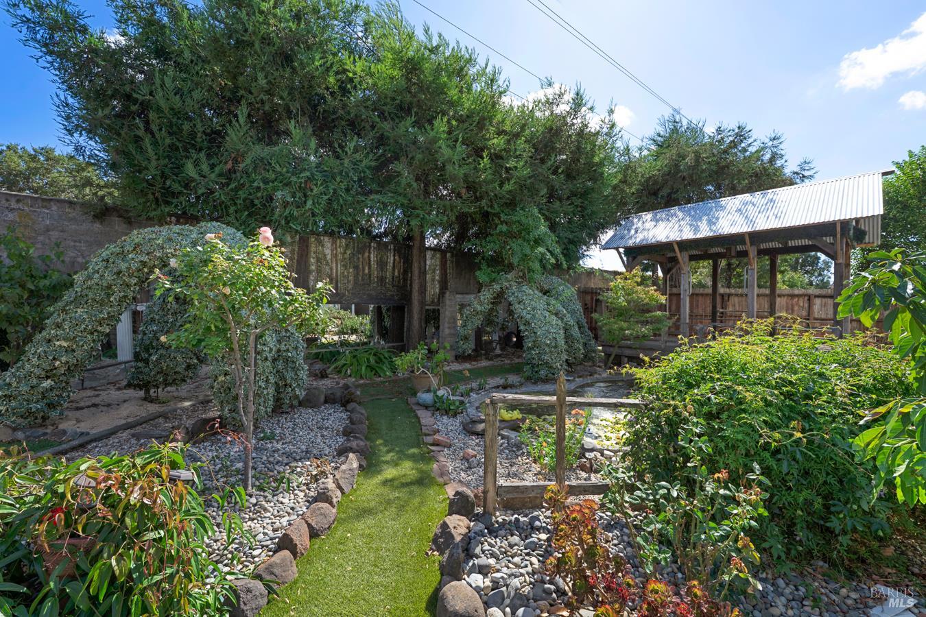 1008 Santa Clara Lane Petaluma CA 94954