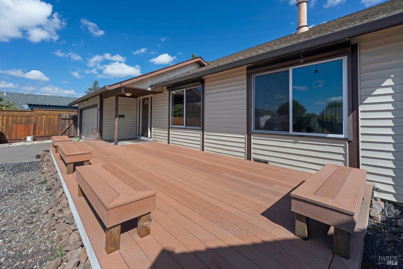 1008 Santa Clara Lane Petaluma CA 94954