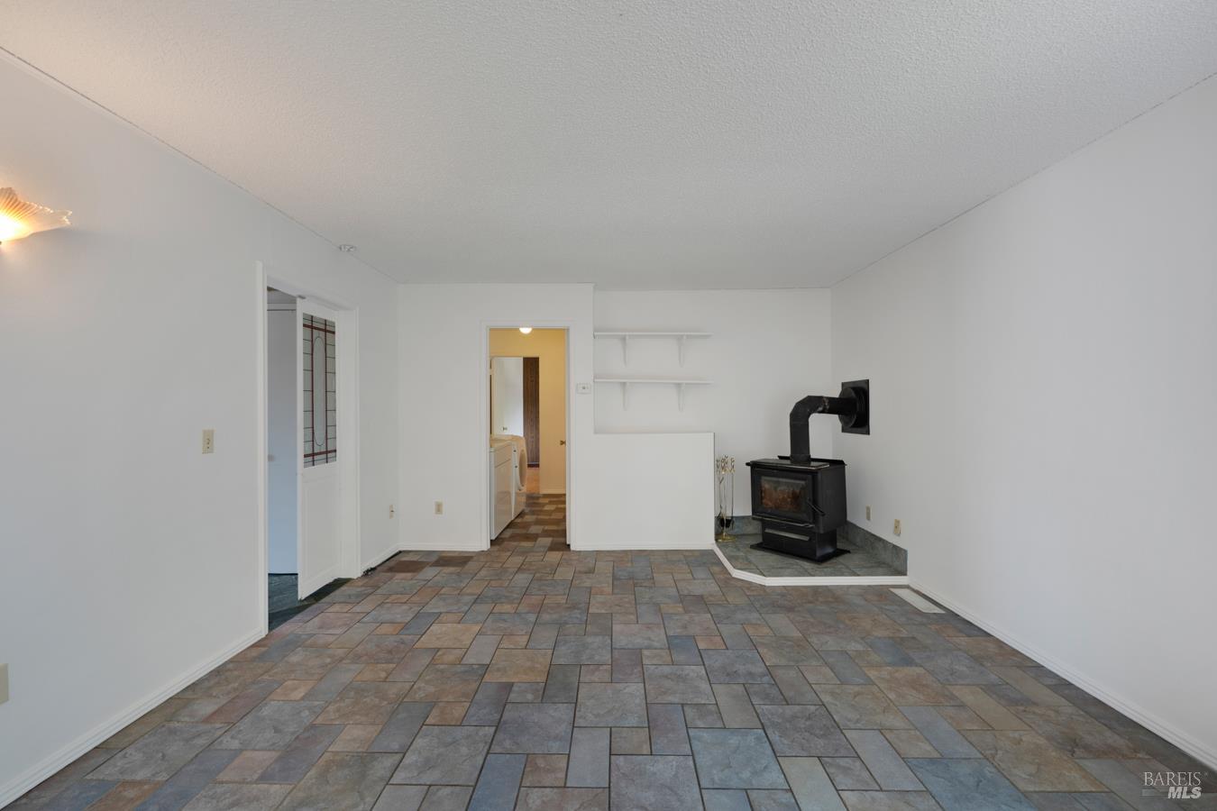 1008 Santa Clara Lane Petaluma CA 94954