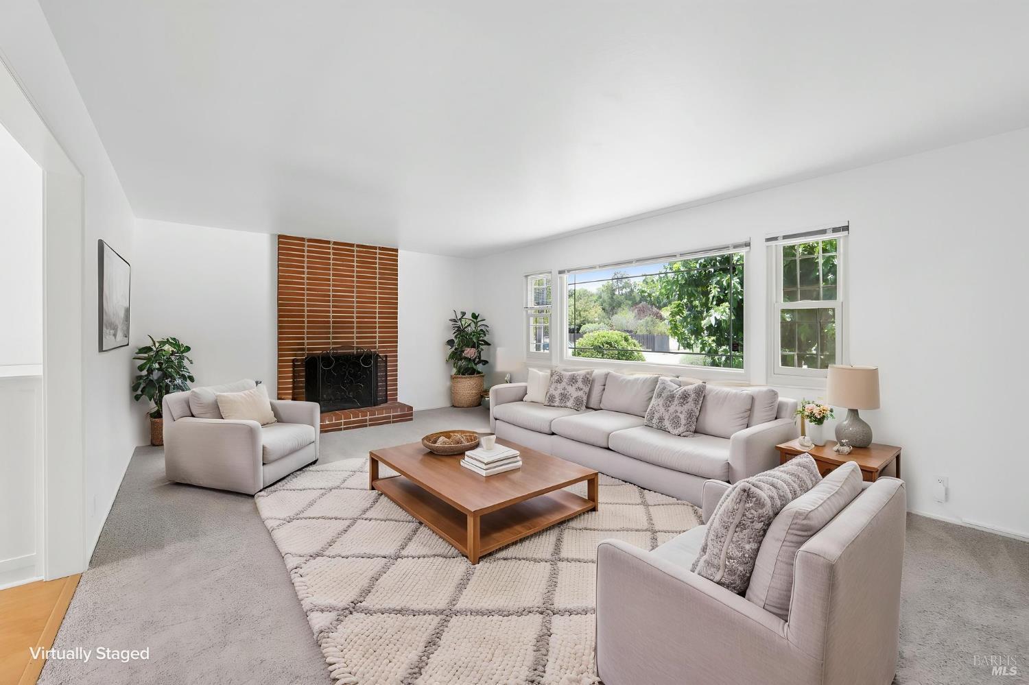 1078 Simmons Lane Novato CA 94945