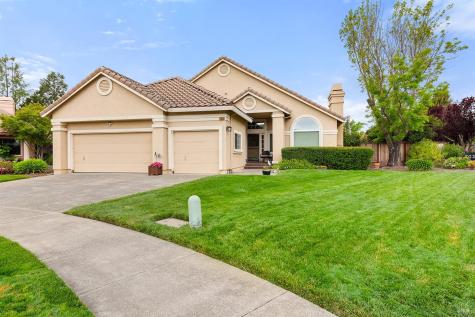 5400 Shallows Place W Santa Rosa CA 95409