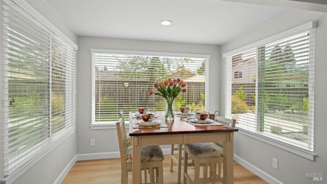 2236 Valdes Court Santa Rosa CA 95403