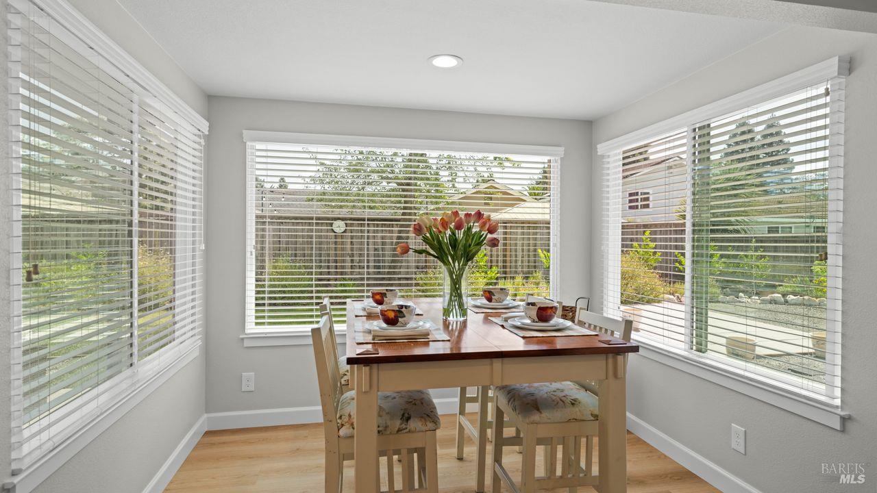2236 Valdes Court Santa Rosa CA 95403