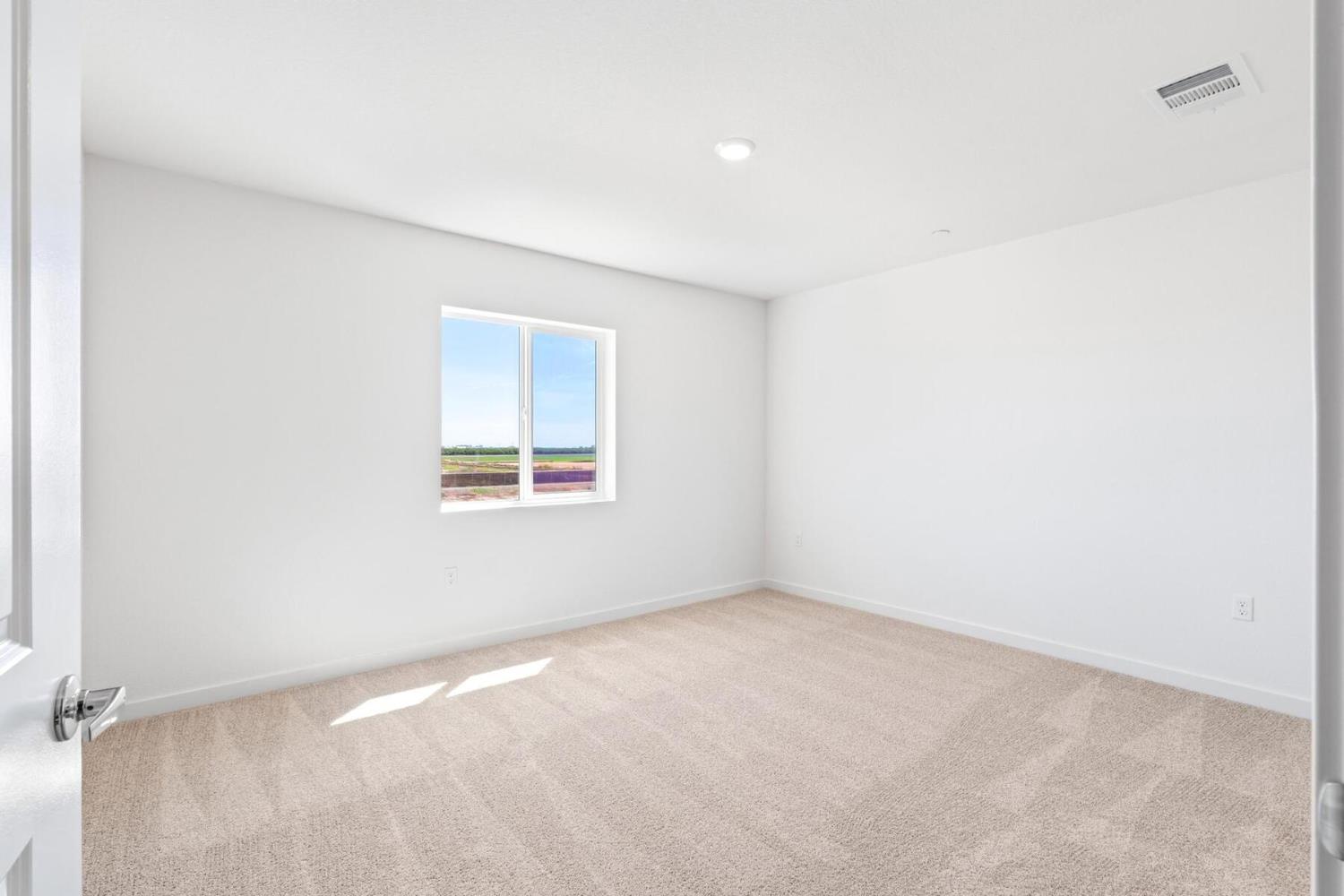 2271 Travis Court Newman CA 95360