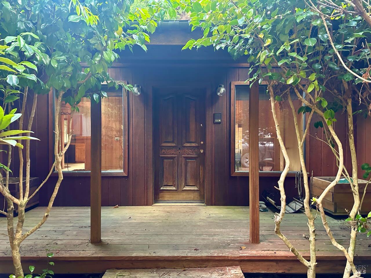 33182 Frog Pond Road Little River CA 95456