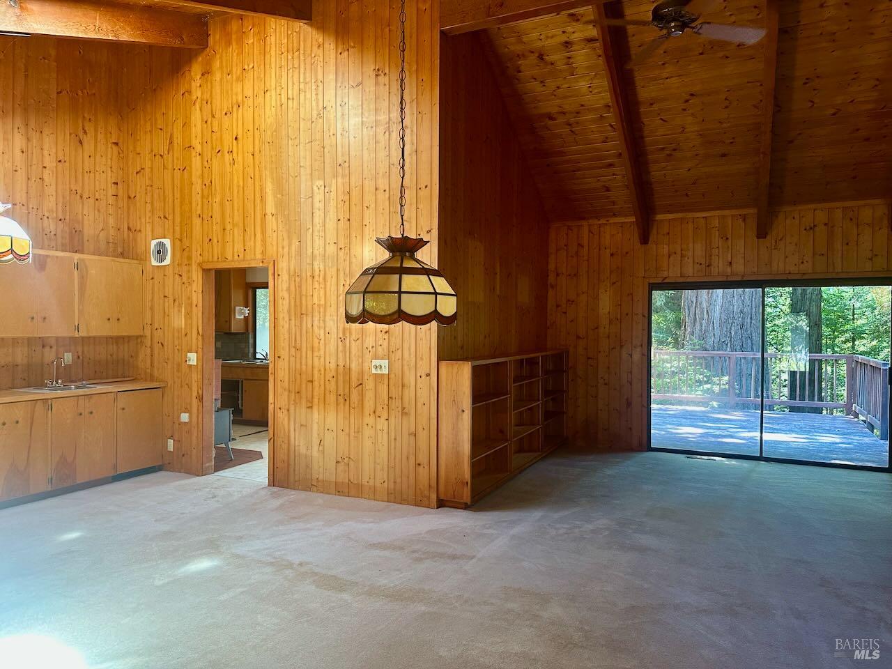 33182 Frog Pond Road Little River CA 95456