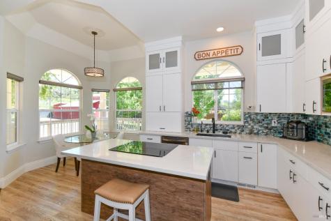 7678 Sonoma Highway Kenwood CA 95409