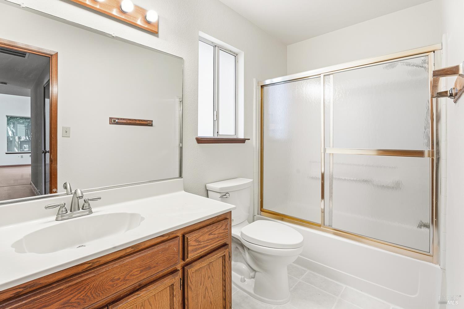 1037 Zephyr Cove Court Ukiah CA 95482