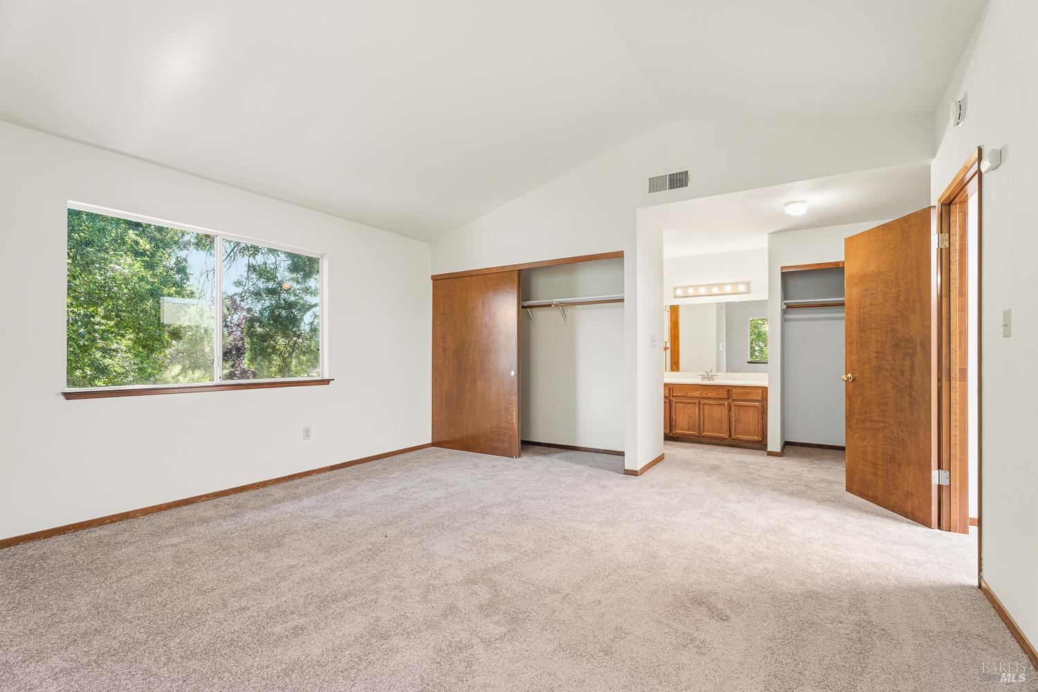 1037 Zephyr Cove Court Ukiah CA 95482