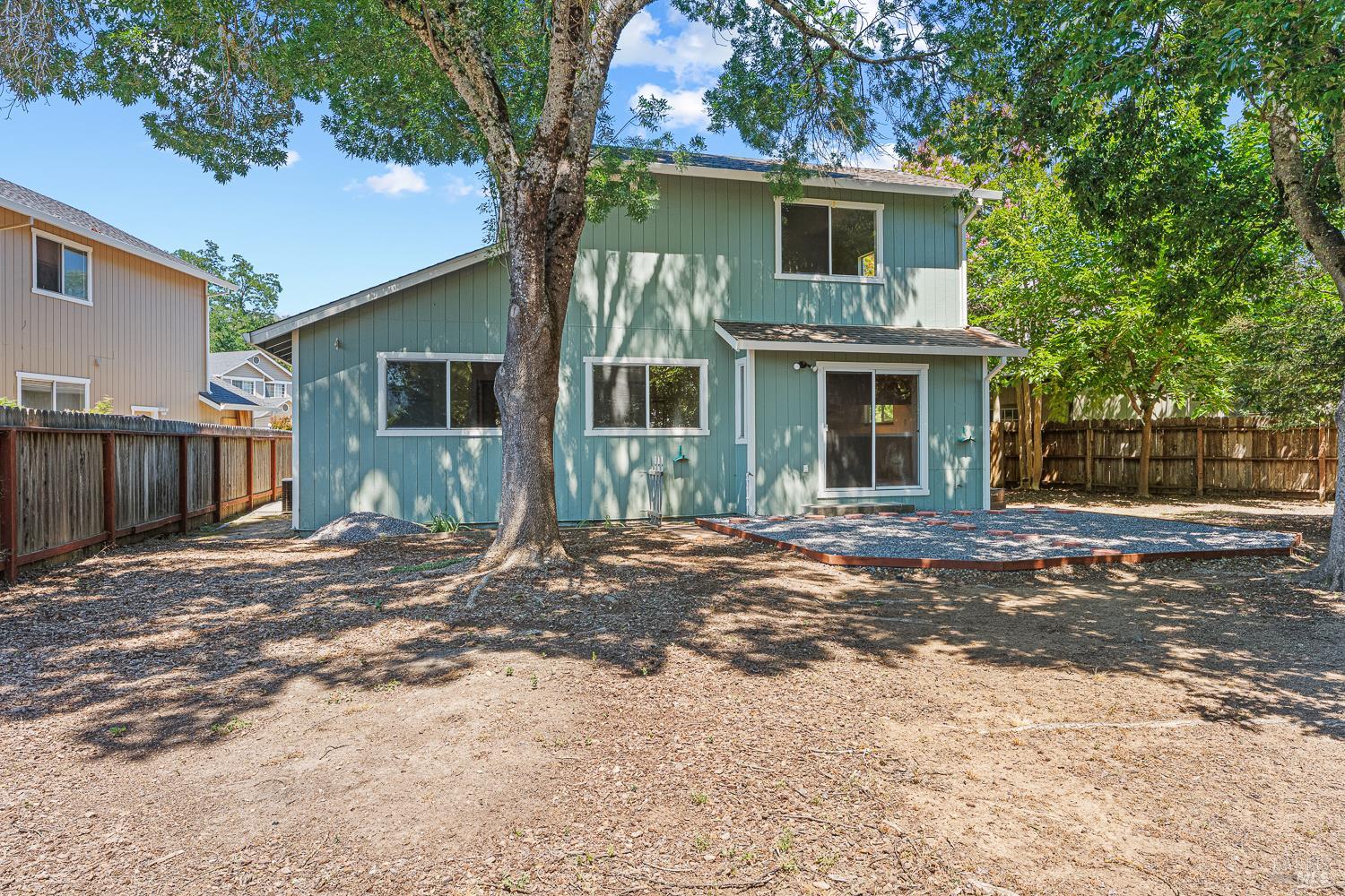 1037 Zephyr Cove Court Ukiah CA 95482