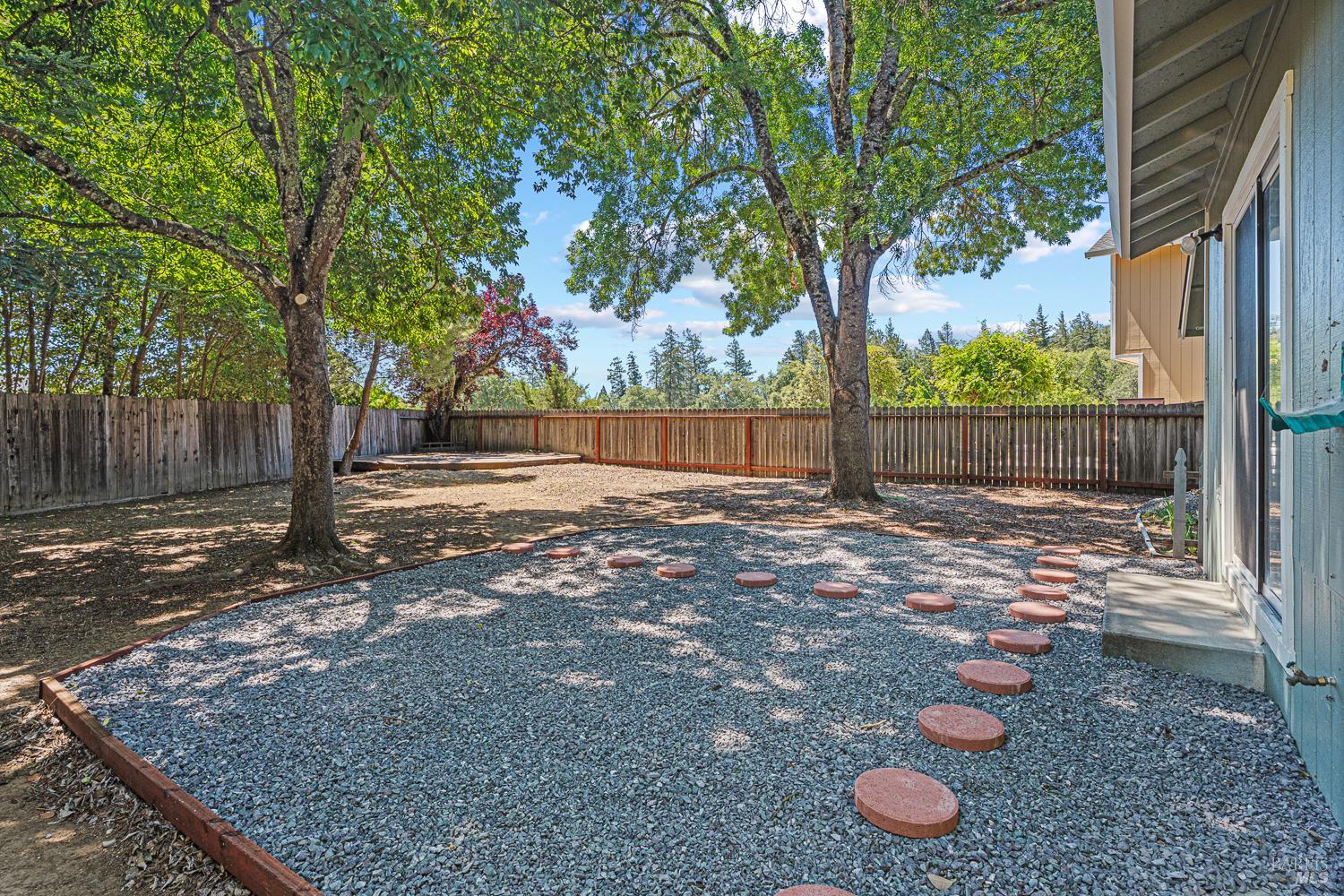 1037 Zephyr Cove Court Ukiah CA 95482