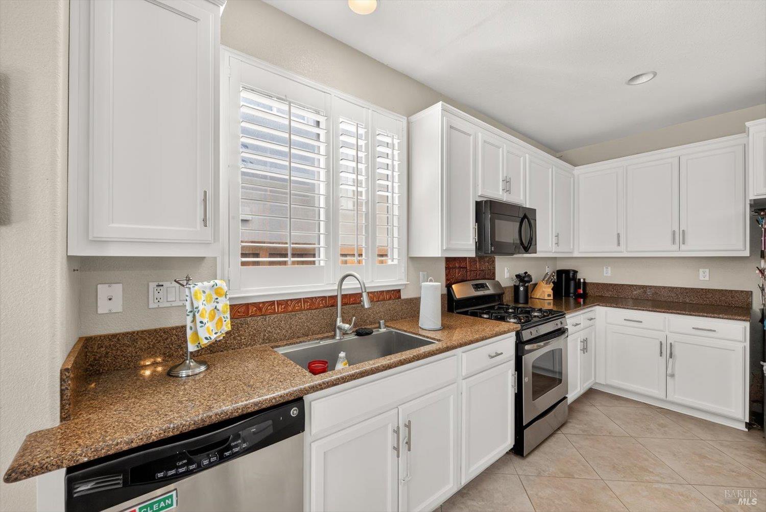 665 Brazelton Circle Vacaville CA 95688