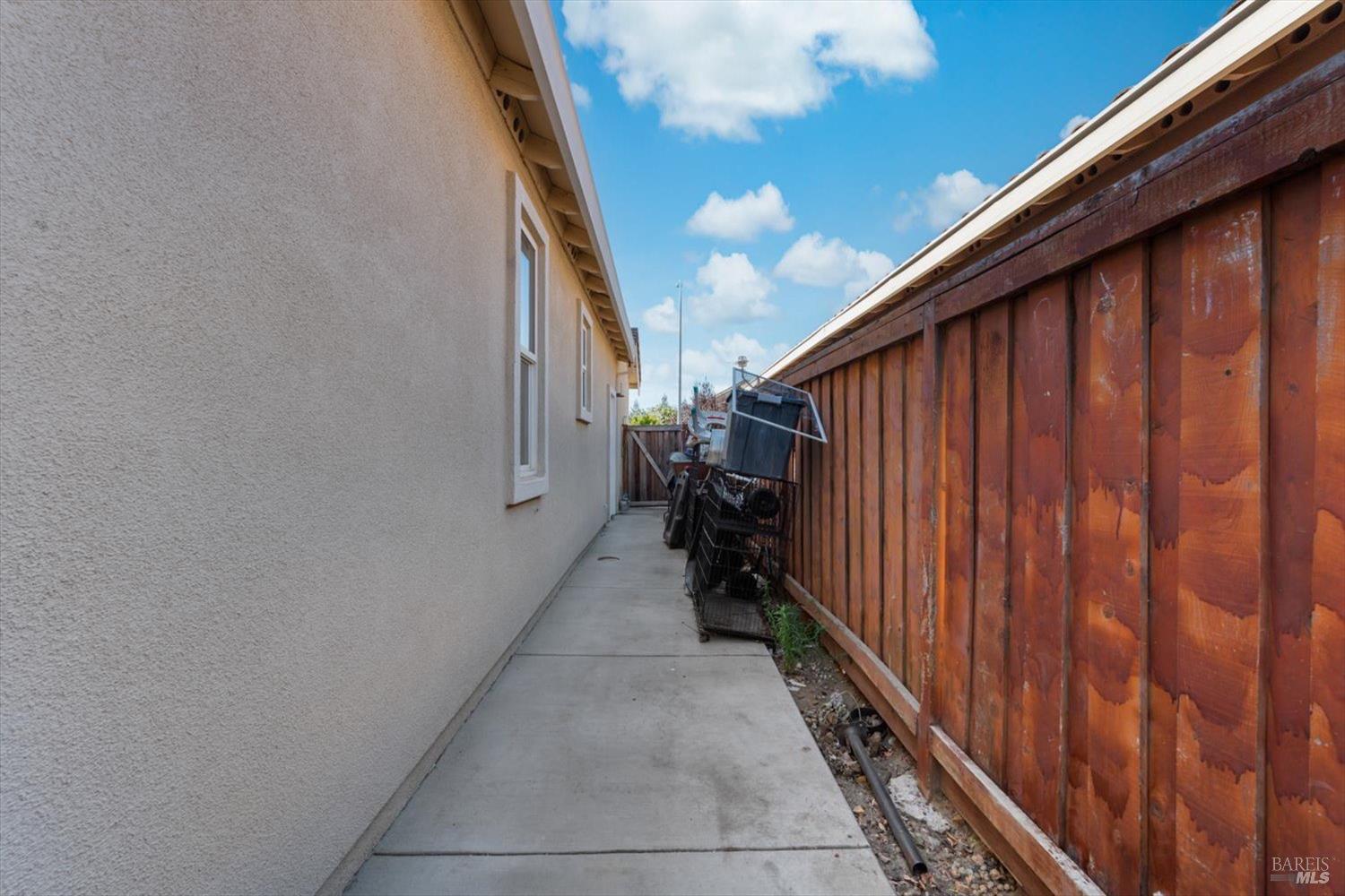 665 Brazelton Circle Vacaville CA 95688