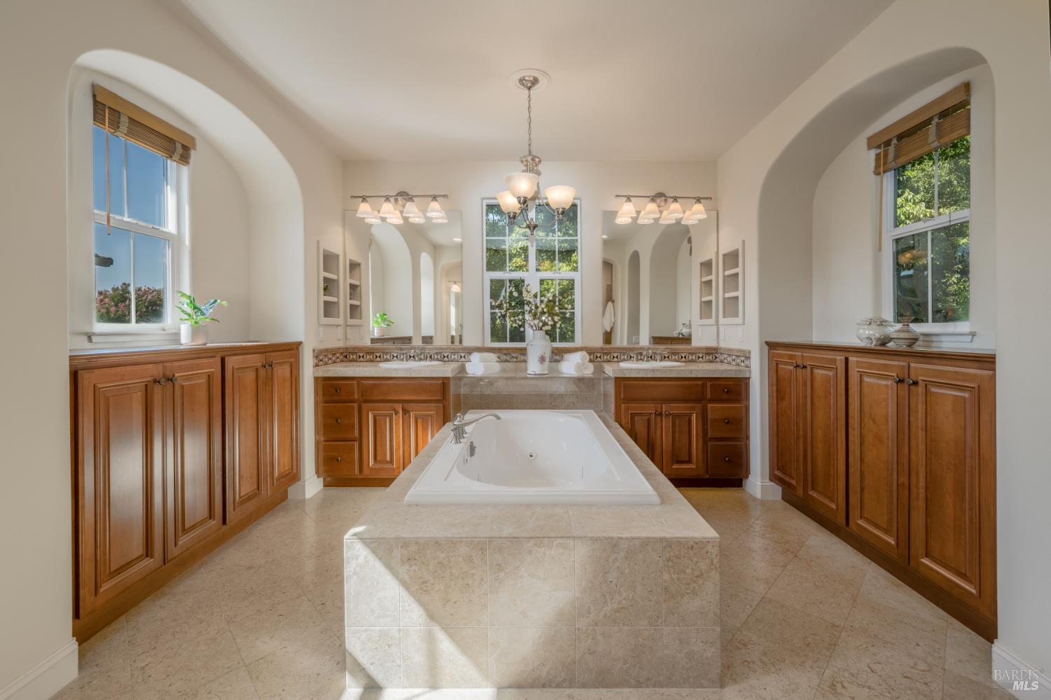 492 Saunders Drive Sonoma CA 95476