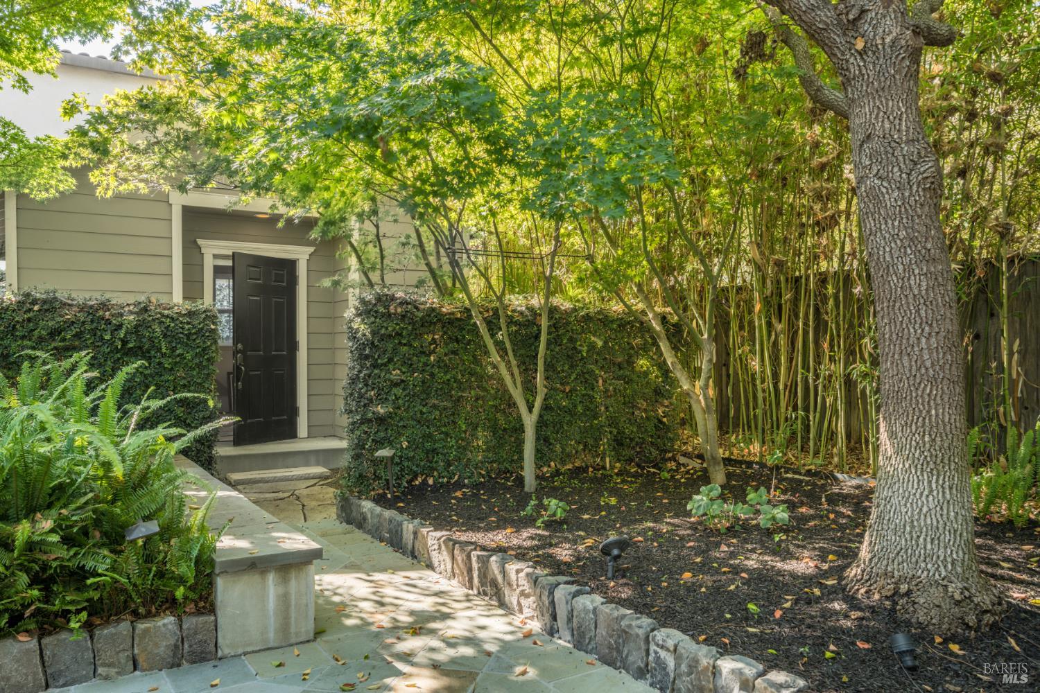 492 Saunders Drive Sonoma CA 95476