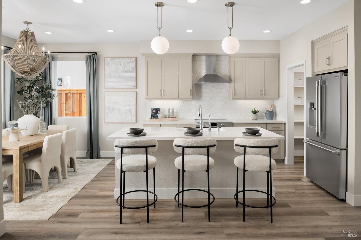 1538 Alegra Street Santa Rosa CA 95403