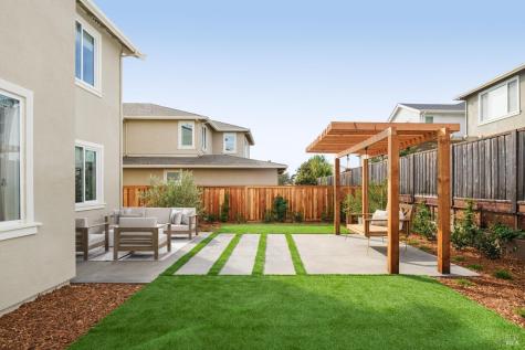 1538 Alegra Street Santa Rosa CA 95403