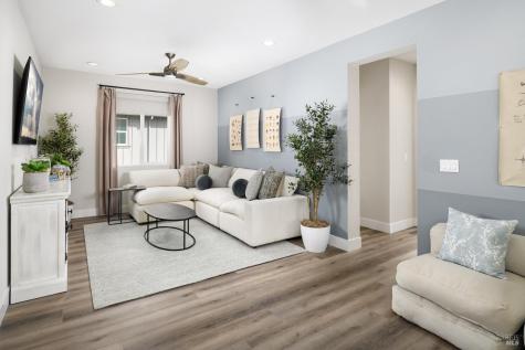 1538 Alegra Street Santa Rosa CA 95403