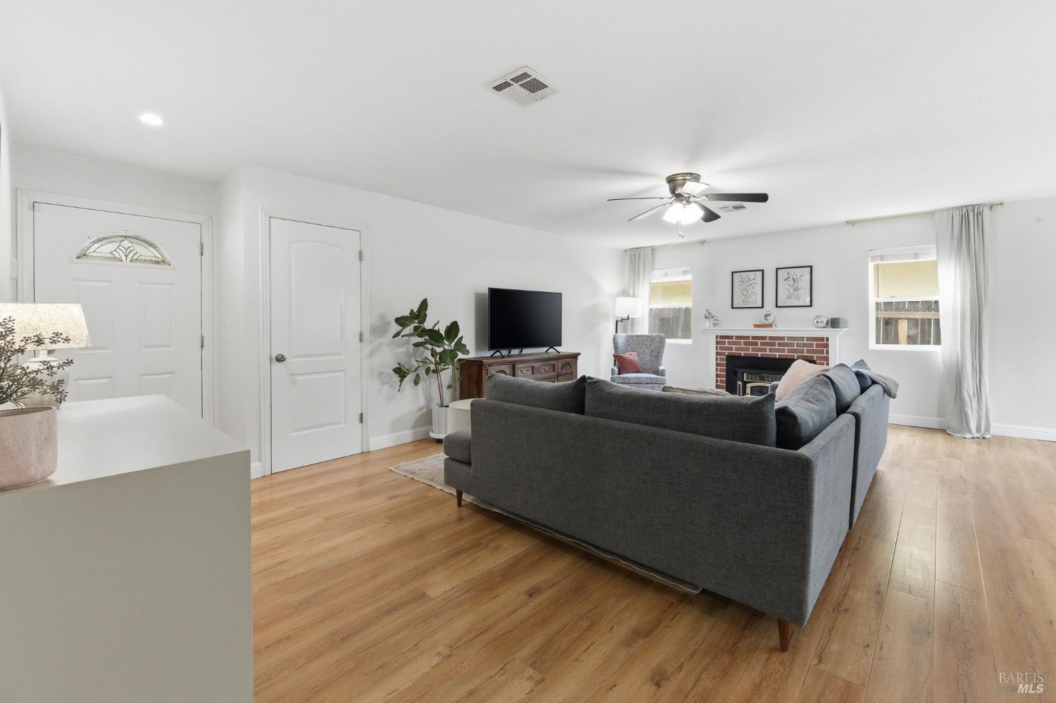 456 Deodara Street Vacaville CA 95688