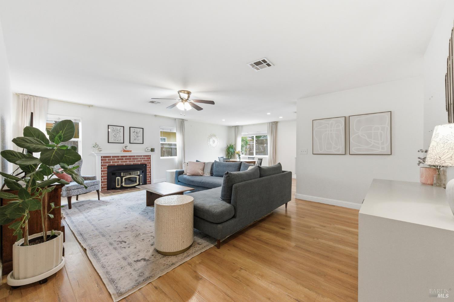 456 Deodara Street Vacaville CA 95688