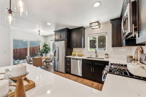 17584 Middlefield Road Sonoma CA 95476