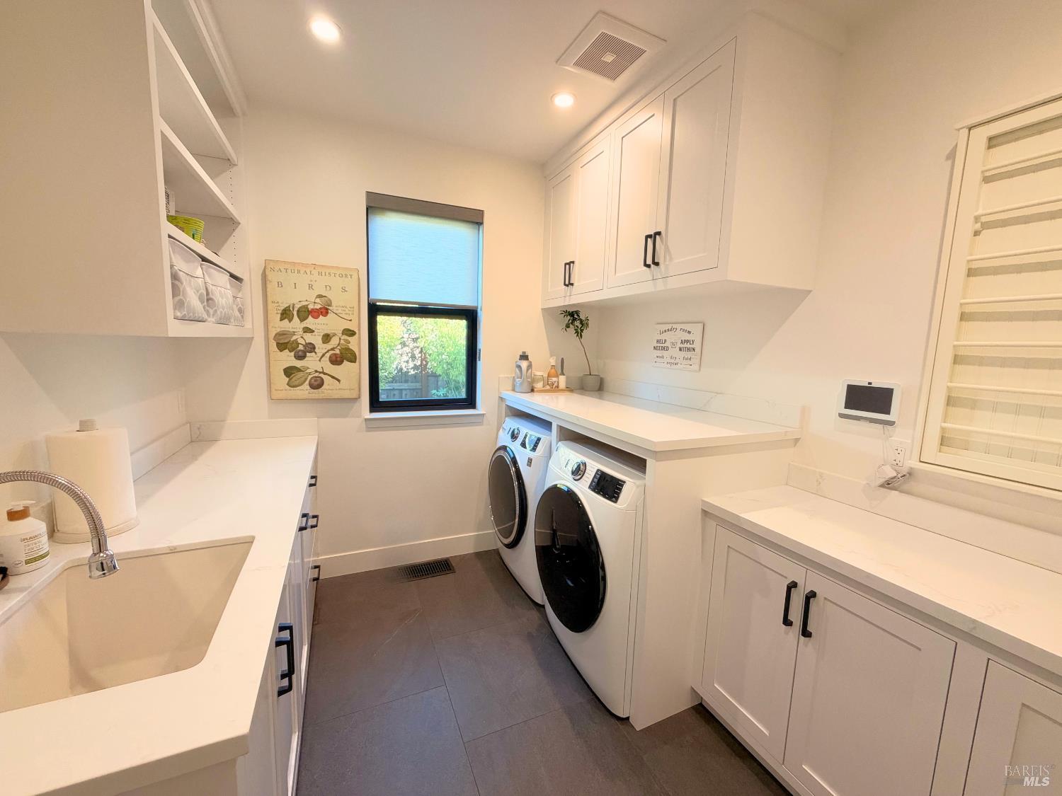 2009 Stony Oak Court NE Santa Rosa CA 95403