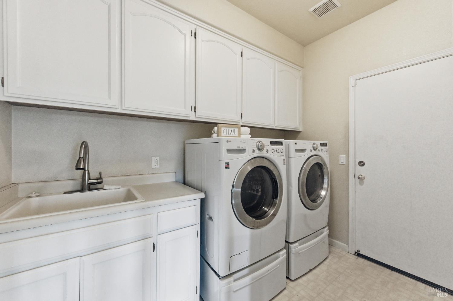 117 Madrid Way Sonoma CA 95476