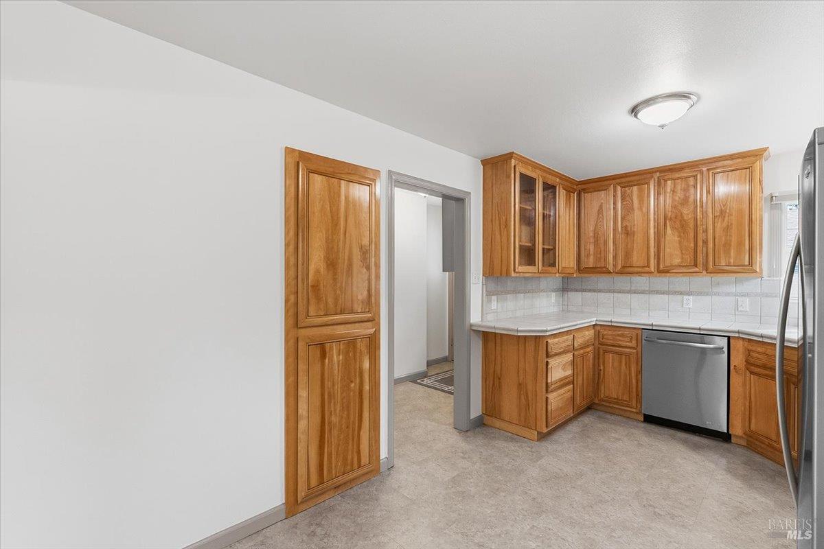 2112 Geary Drive Santa Rosa CA 95404