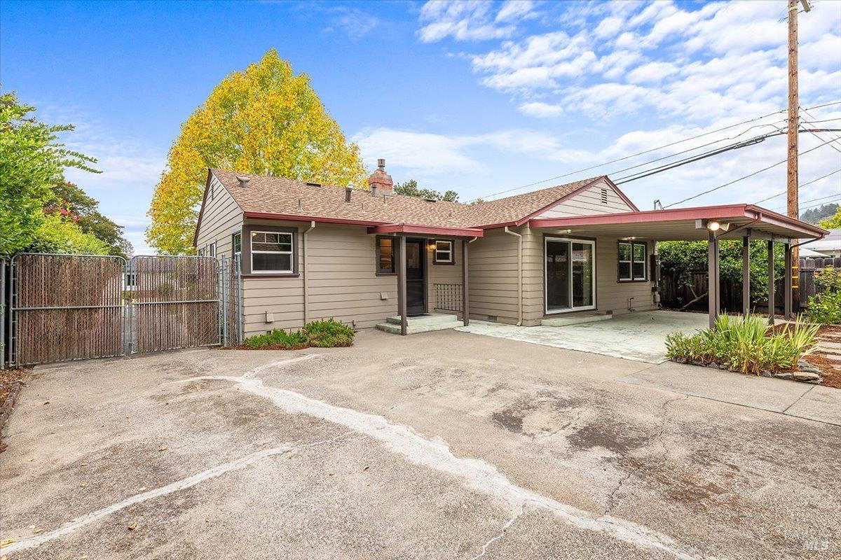 2112 Geary Drive Santa Rosa CA 95404