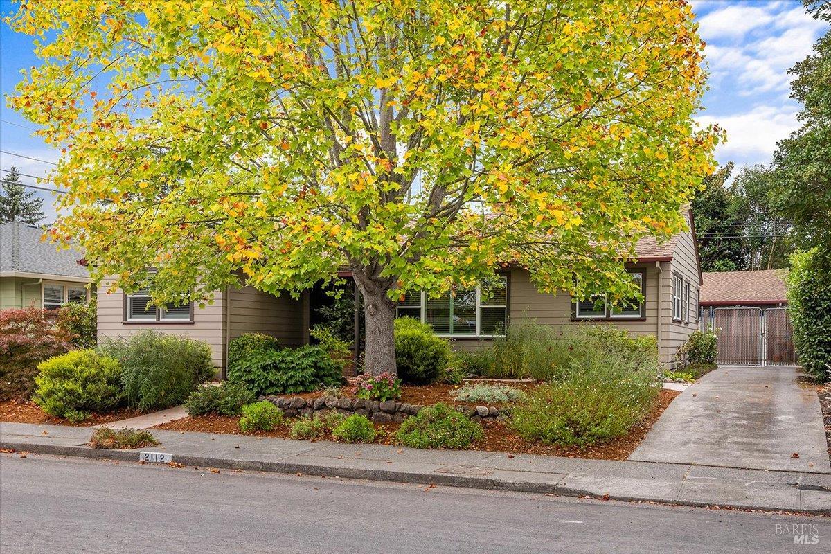 2112 Geary Drive Santa Rosa CA 95404