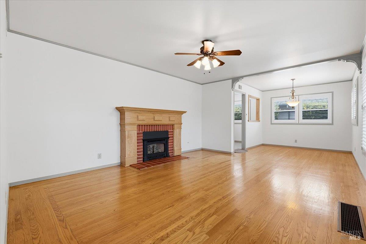 2112 Geary Drive Santa Rosa CA 95404