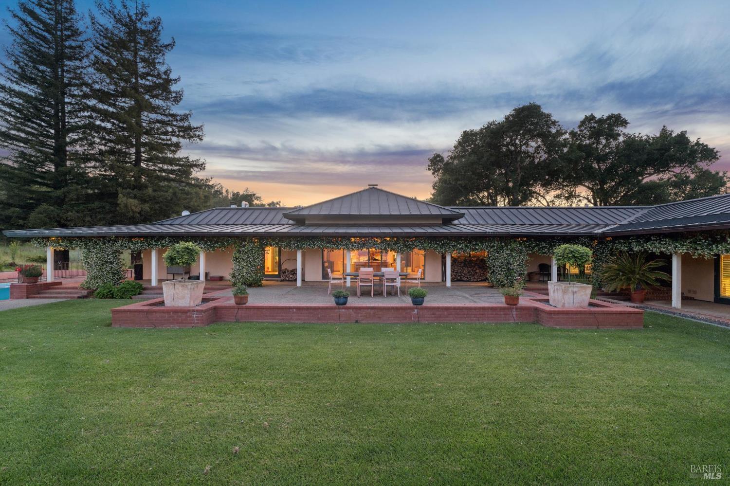 1975 Whitehall Lane St. Helena CA 94574