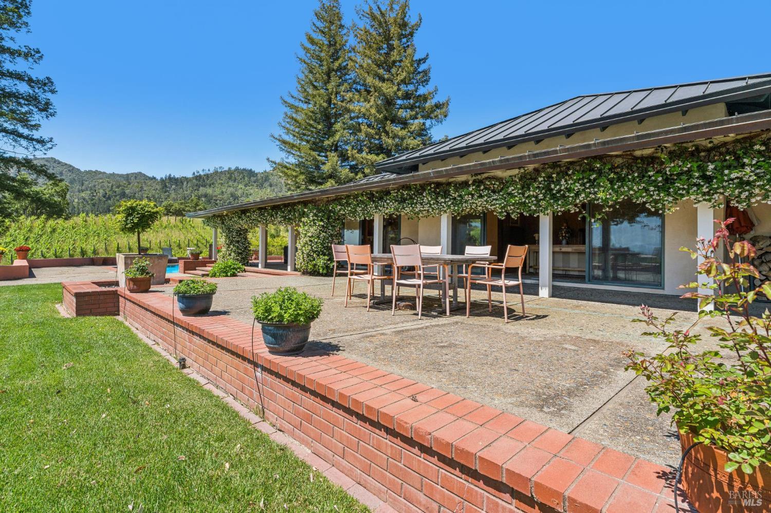 1975 Whitehall Lane St. Helena CA 94574