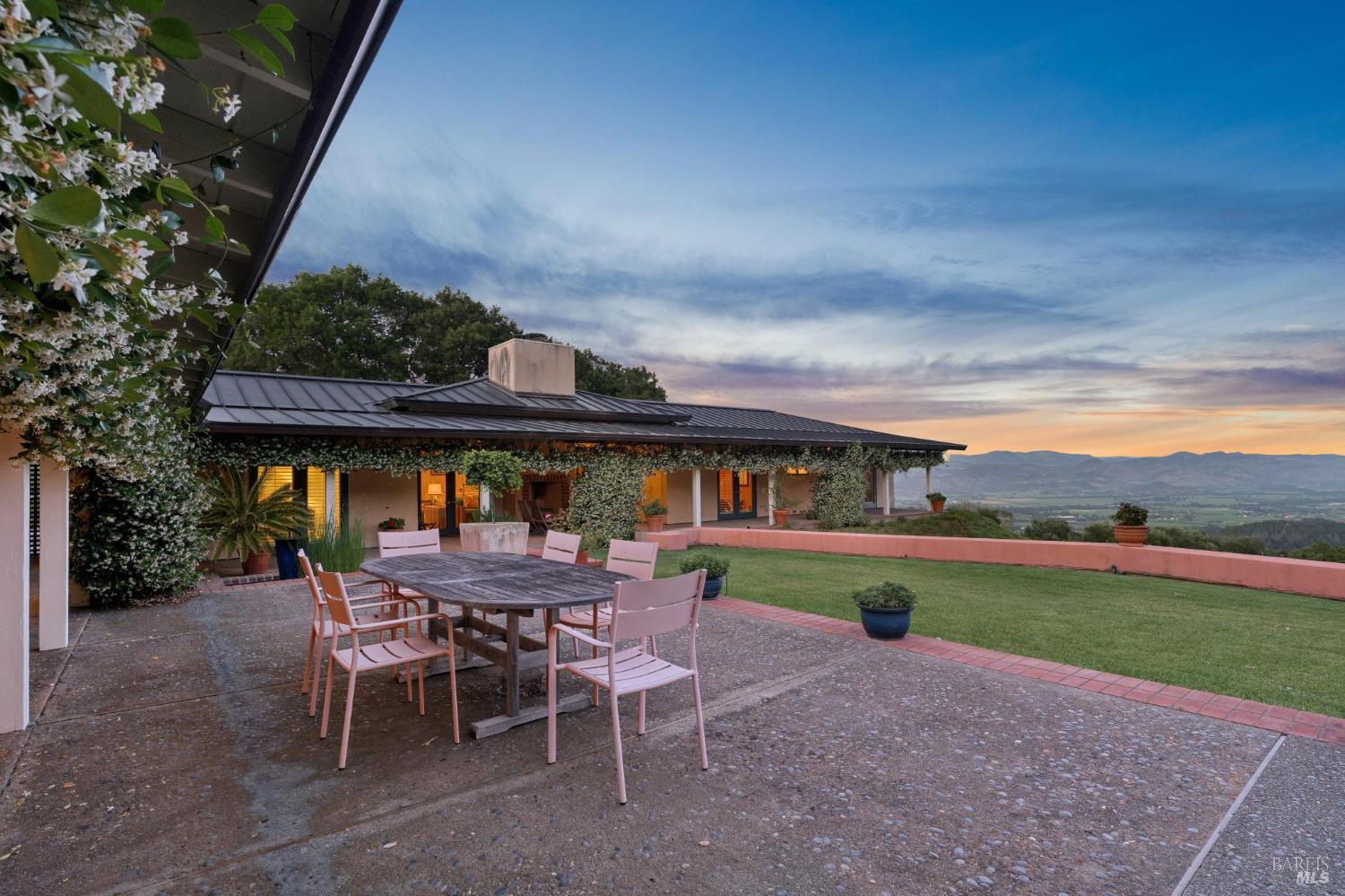 1975 Whitehall Lane St. Helena CA 94574