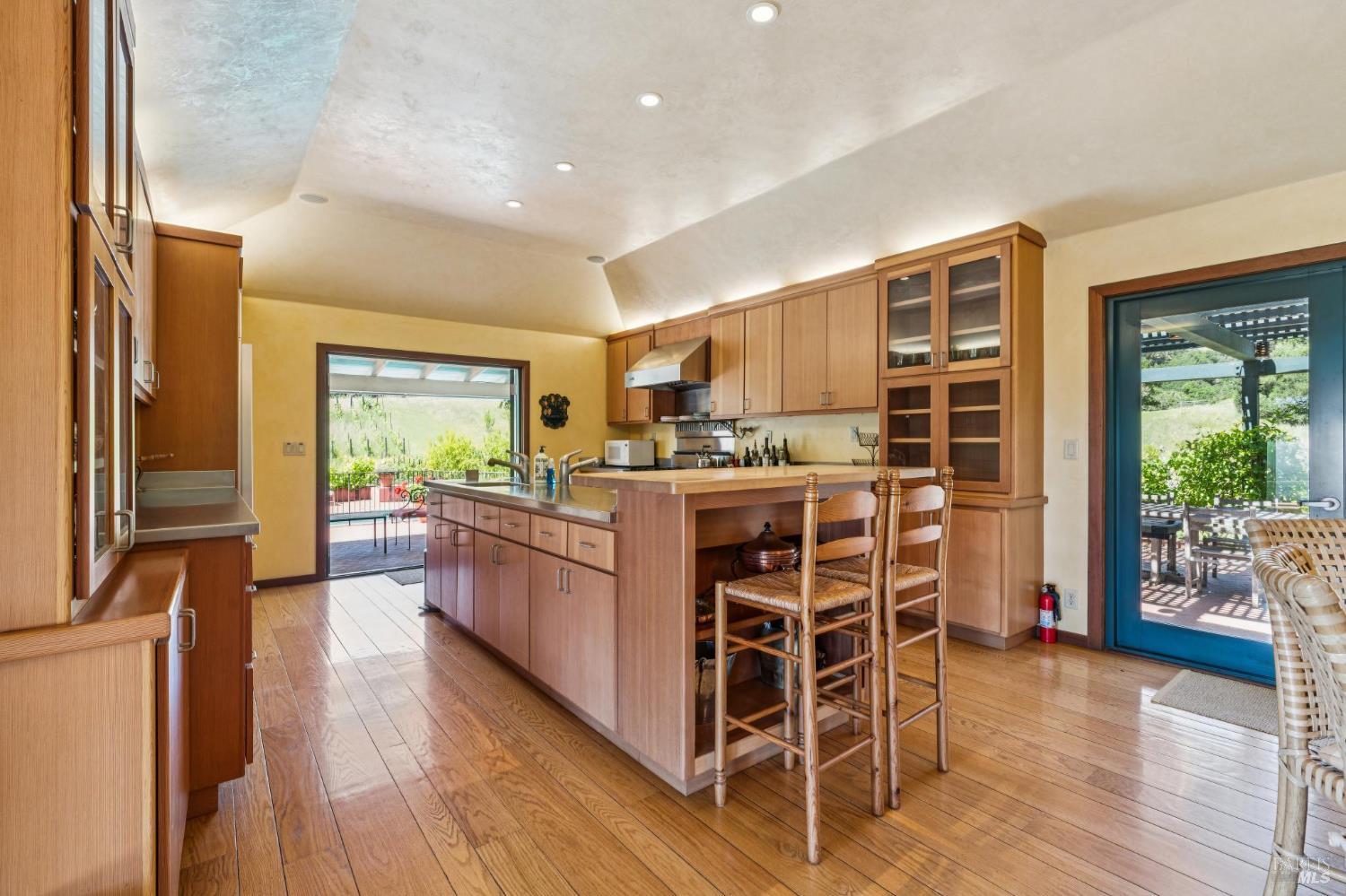 1975 Whitehall Lane St. Helena CA 94574