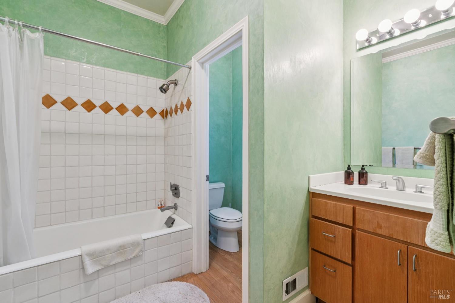 1975 Whitehall Lane St. Helena CA 94574