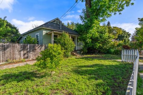 227 Hewett Street Santa Rosa CA 95401