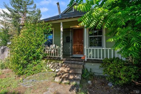 227 Hewett Street Santa Rosa CA 95401