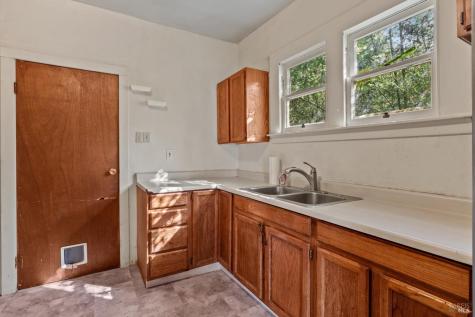 227 Hewett Street Santa Rosa CA 95401