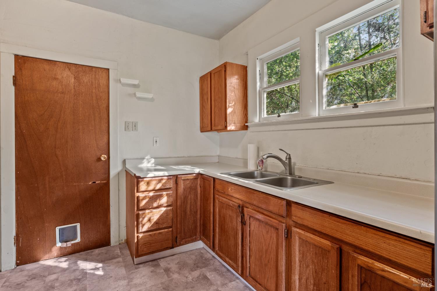 227 Hewett Street Santa Rosa CA 95401